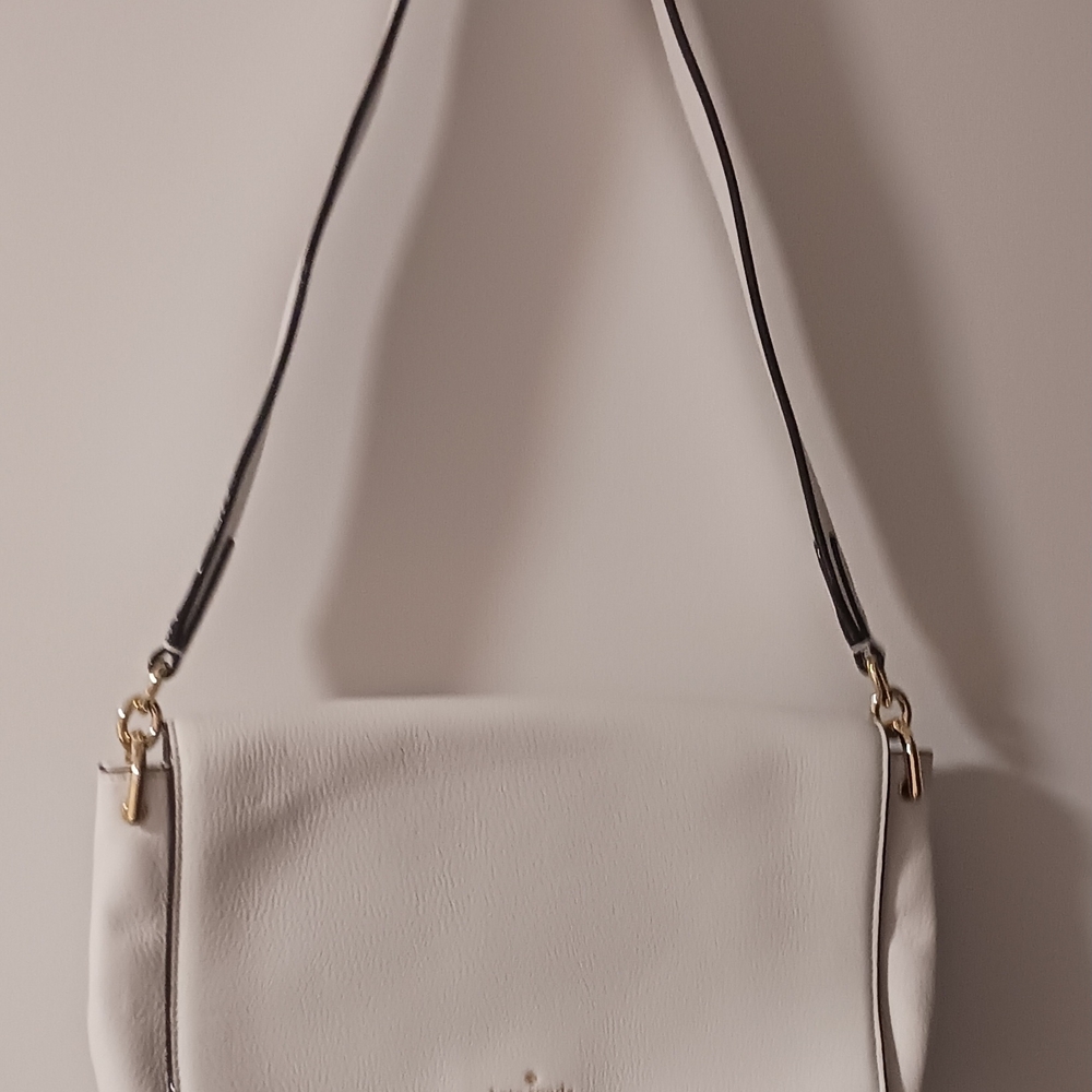 Kate Spade Elegant Cream Shoulder Bag